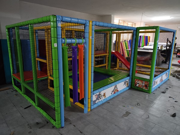 500x400x200 Parkurlu Trambolinli Top Havuzu SE-133 - Görsel 3